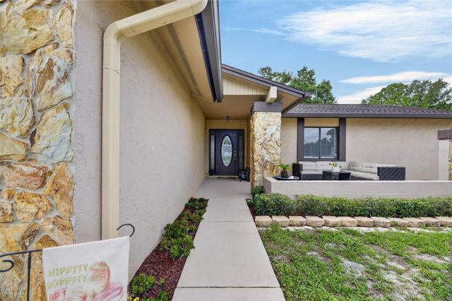 703 ISLETON DRIVE, Brandon, FL 33511
