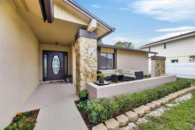 703 ISLETON DRIVE, Brandon, FL 33511