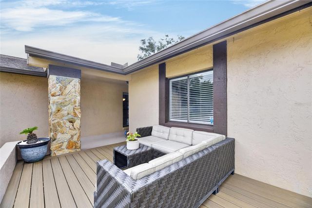 703 ISLETON DRIVE, Brandon, FL 33511