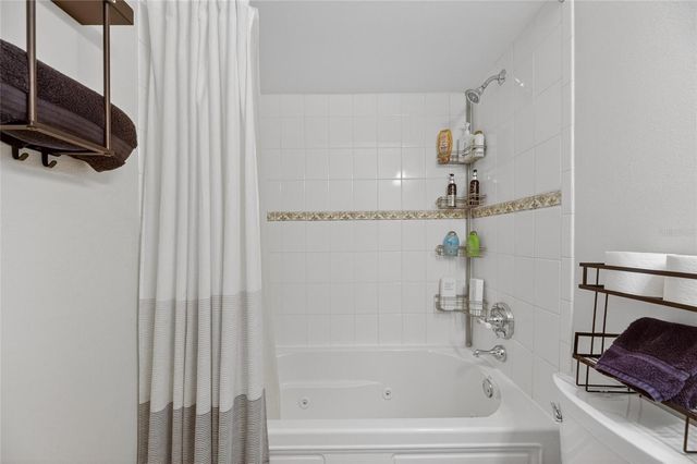 703 ISLETON DRIVE, Brandon, FL 33511