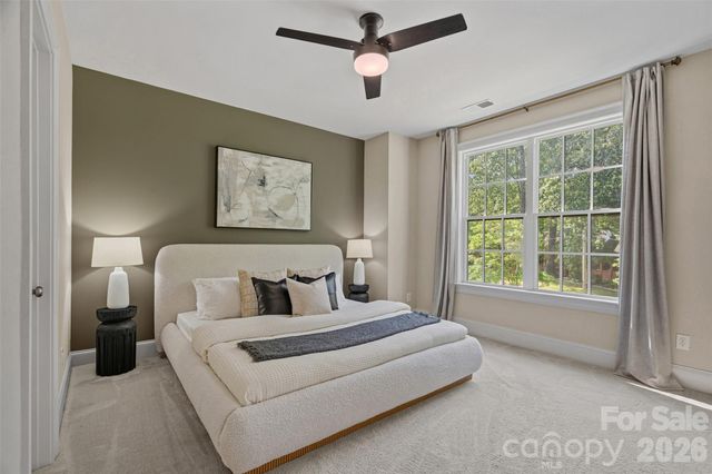2023 Lynnwood Drive, Charlotte, NC 28209