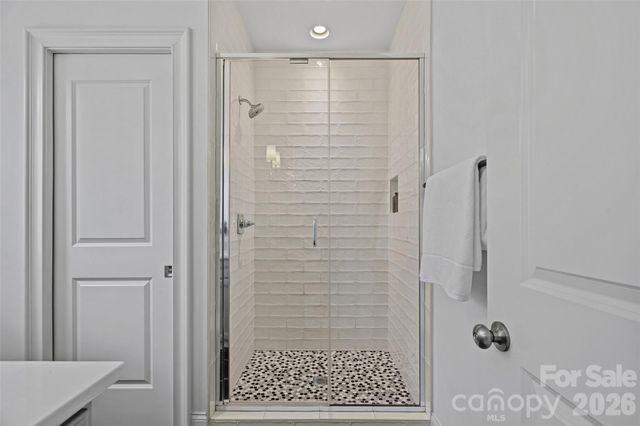 2023 Lynnwood Drive, Charlotte, NC 28209
