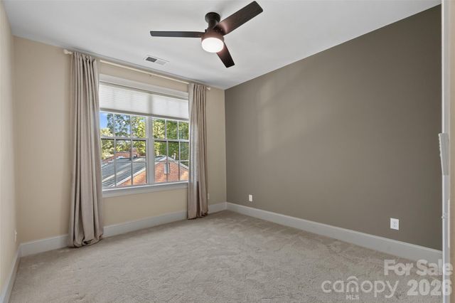 2023 Lynnwood Drive, Charlotte, NC 28209