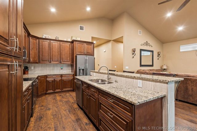 267 Long Beach, Cartwright, OK 74731