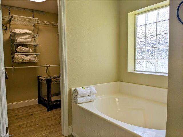 3729 Agualinda BLVD, Cape Coral, FL 33914