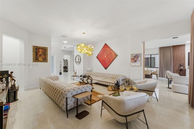 12070 SW 83rd Pl, Miami, FL 33156