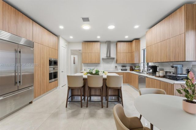 12070 SW 83rd Pl, Miami, FL 33156