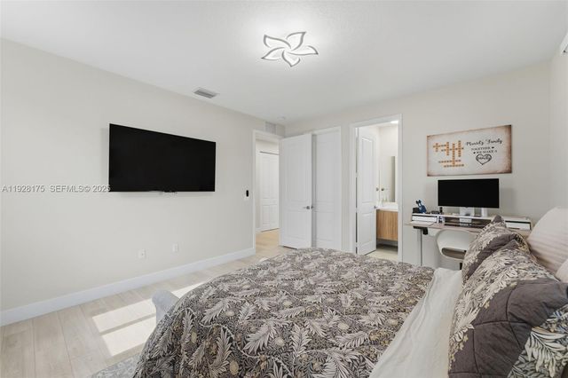 12070 SW 83rd Pl, Miami, FL 33156