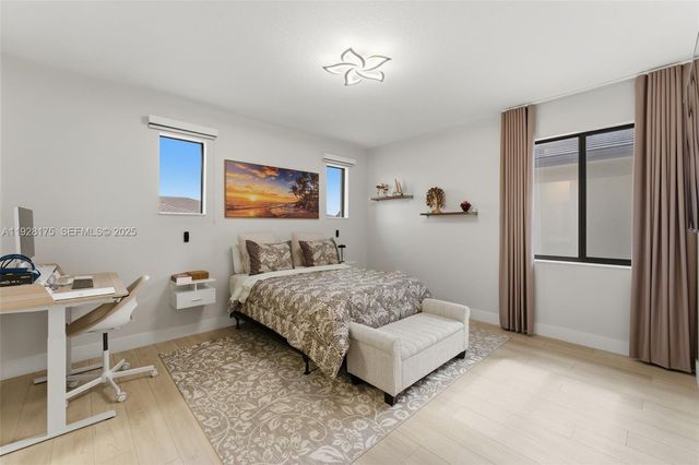 12070 SW 83rd Pl, Miami, FL 33156