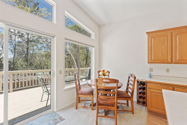 260 Highwood Lane, Grants Pass, OR 97527