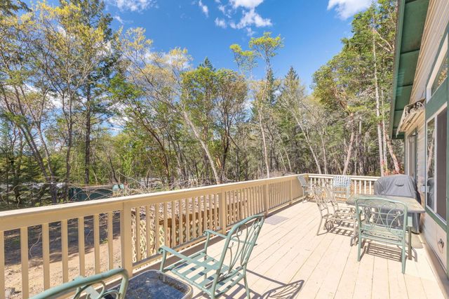 260 Highwood Lane, Grants Pass, OR 97527