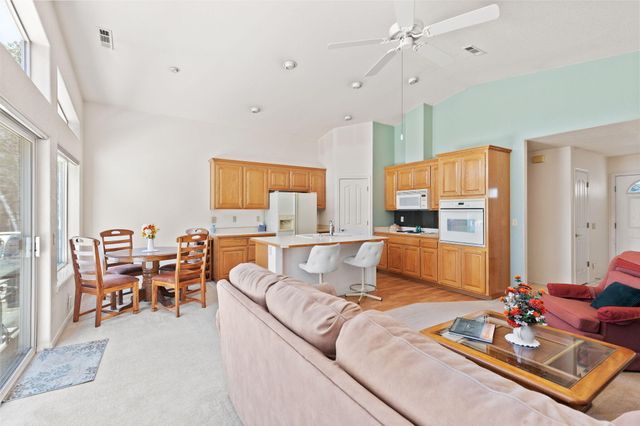 260 Highwood Lane, Grants Pass, OR 97527