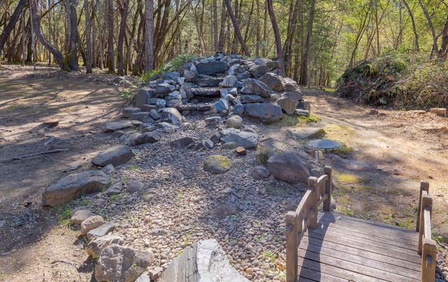 260 Highwood Lane, Grants Pass, OR 97527