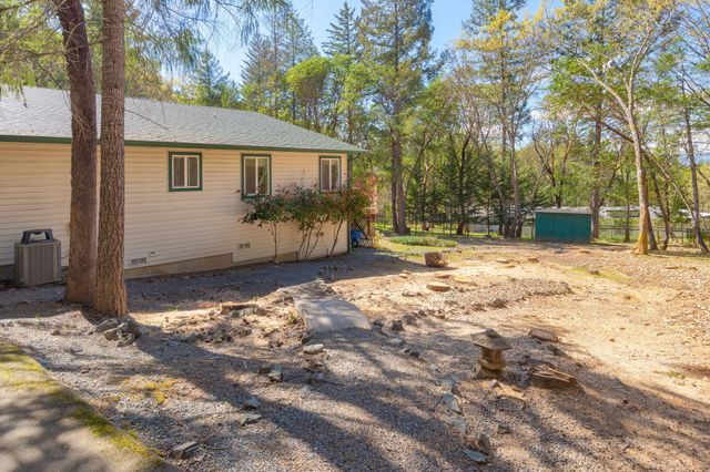 260 Highwood Lane, Grants Pass, OR 97527