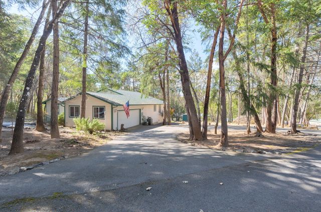 260 Highwood Lane, Grants Pass, OR 97527