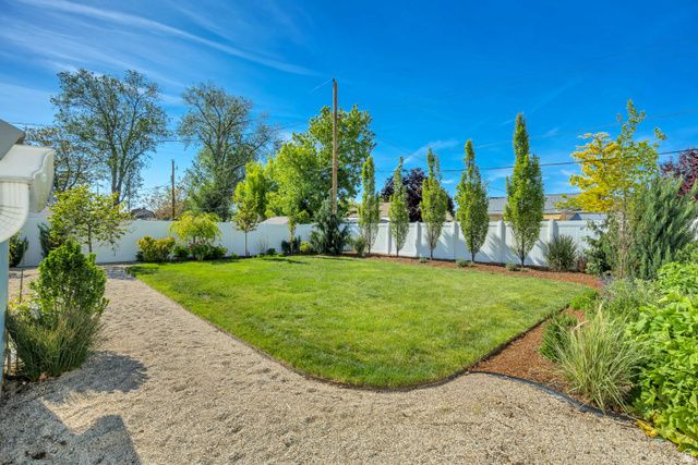 459 E BURTON AVE, South Salt Lake, UT 84115
