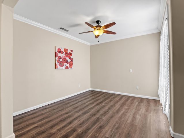 2222 Carson Avenue, Clovis, CA 93611