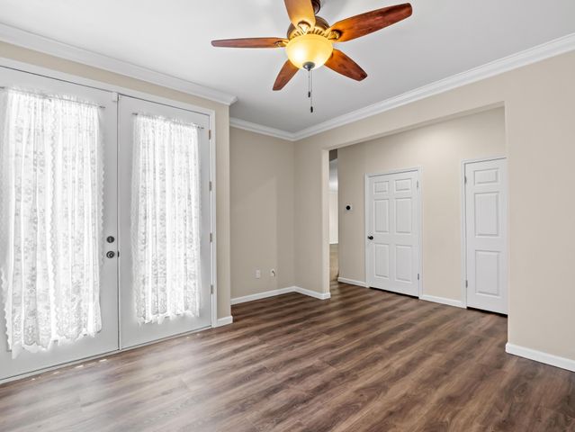 2222 Carson Avenue, Clovis, CA 93611
