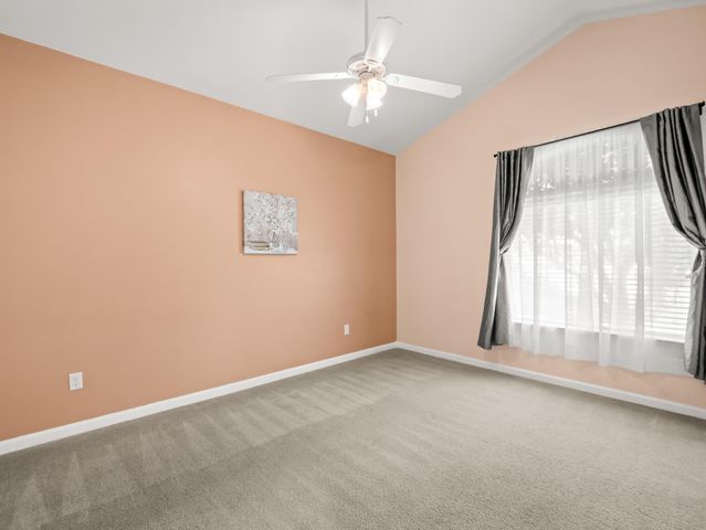2222 Carson Avenue, Clovis, CA 93611