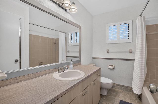 17667 Pine Needle Terrace, Boca Raton, FL 33487