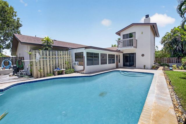 17667 Pine Needle Terrace, Boca Raton, FL 33487