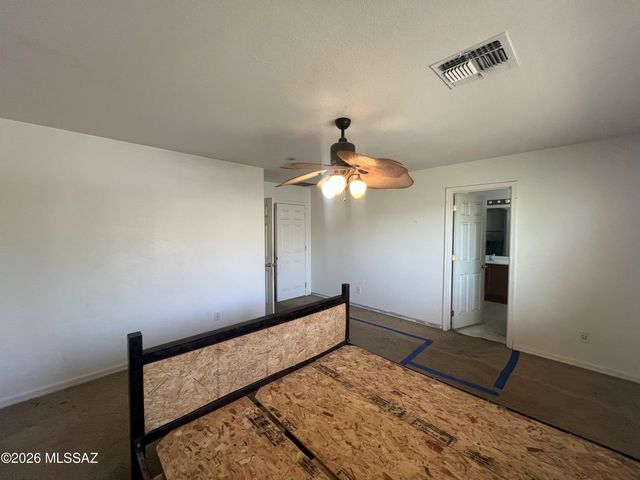 224 E Camino Del Pinsapo, Sahuarita, AZ 85629