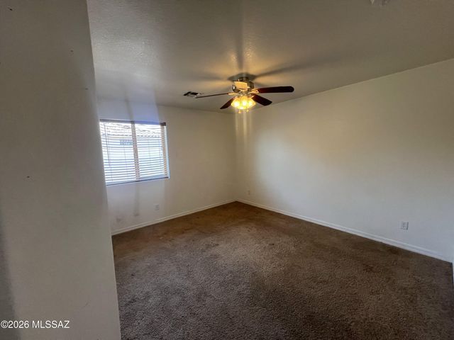 224 E Camino Del Pinsapo, Sahuarita, AZ 85629
