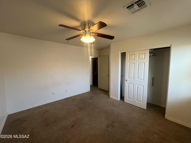 224 E Camino Del Pinsapo, Sahuarita, AZ 85629