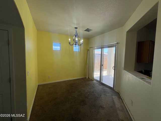 224 E Camino Del Pinsapo, Sahuarita, AZ 85629
