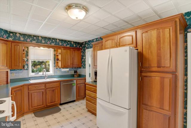 414 E CHESTNUT ST, Lebanon, PA 17042