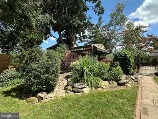 414 E CHESTNUT ST, Lebanon, PA 17042