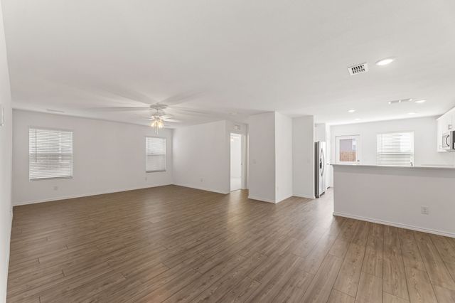 816 Breakwater Drive, Princeton, TX 75407