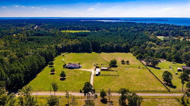 245 Alabama Point, Livingston, TX 77351