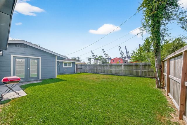 3810 Marlin Lane, La Porte, TX 77571