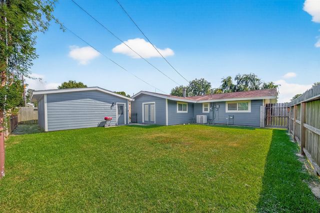 3810 Marlin Lane, La Porte, TX 77571
