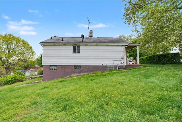 218 Vine Street, Homestead, PA 15120