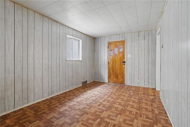 218 Vine Street, Homestead, PA 15120