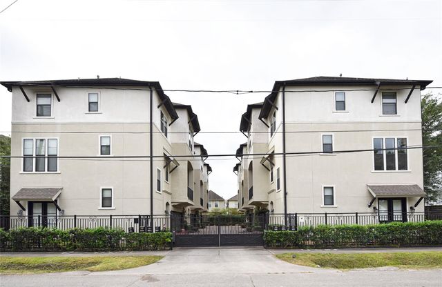5813A Kiam Street, Houston, TX 77007