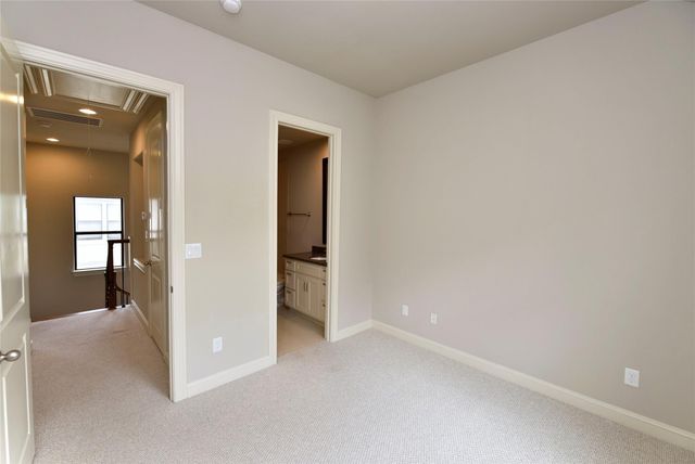 5813A Kiam Street, Houston, TX 77007