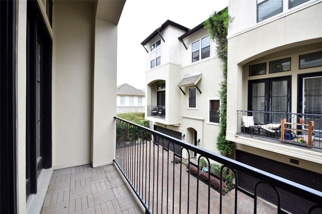 5813A Kiam Street, Houston, TX 77007