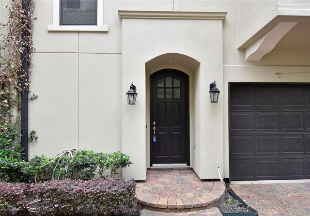 5813A Kiam Street, Houston, TX 77007