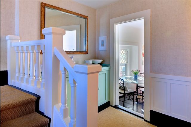 6 Price's Cove Avenue, Newport, RI 02840