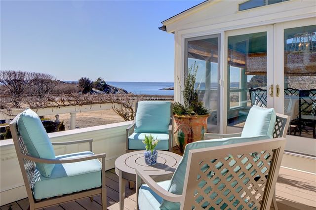 6 Price's Cove Avenue, Newport, RI 02840