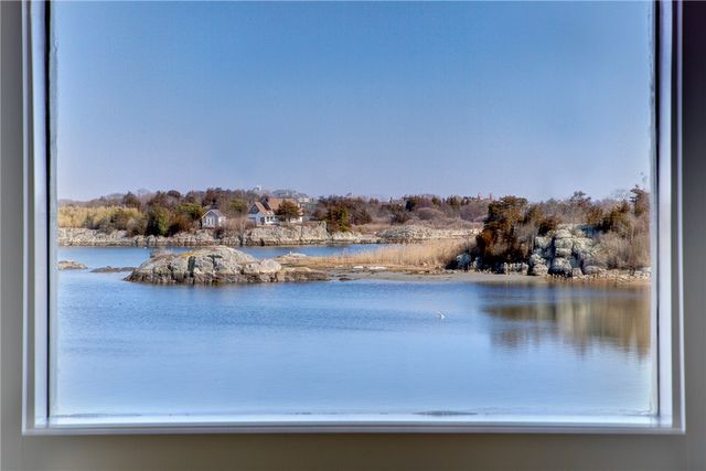 6 Price's Cove Avenue, Newport, RI 02840