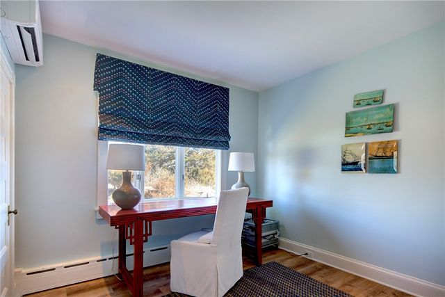 6 Price's Cove Avenue, Newport, RI 02840