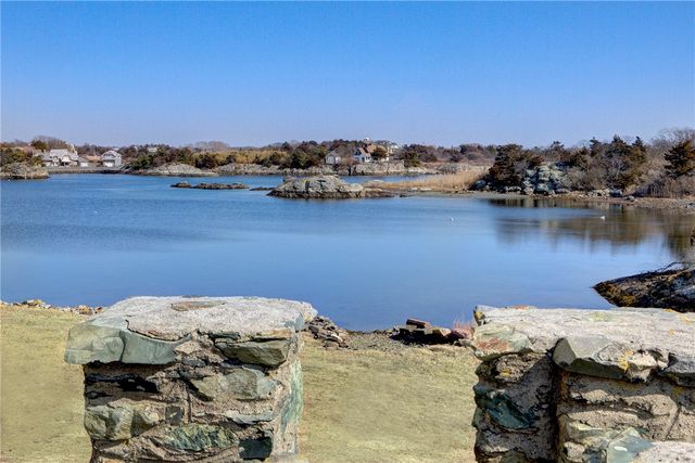 6 Price's Cove Avenue, Newport, RI 02840