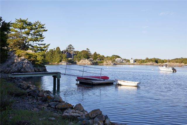 6 Price's Cove Avenue, Newport, RI 02840