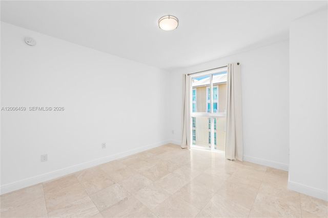7270 SW 88th St B519, Miami, FL 33156