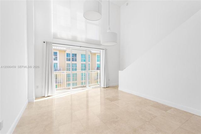 7270 SW 88th St B519, Miami, FL 33156