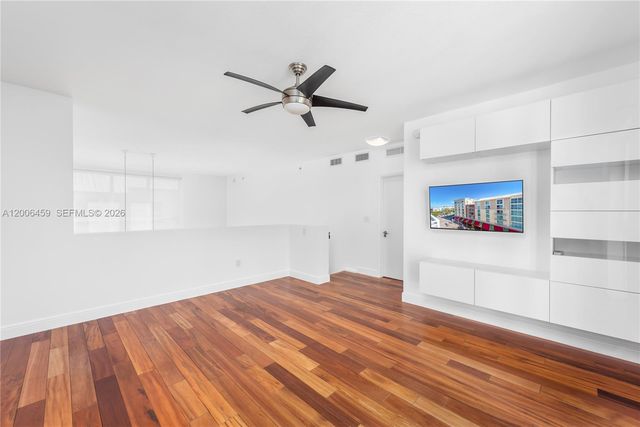 7270 SW 88th St B519, Miami, FL 33156